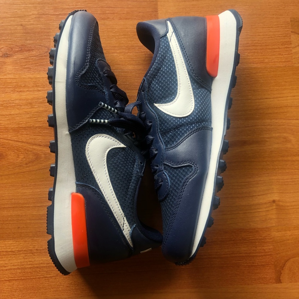 Nike Internationalist French Open Women’s - sz 7.5